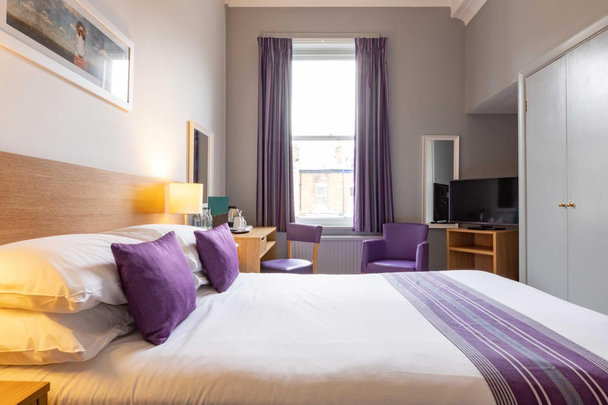 The Caledonian New Southlands Hotel Scarborough Pokoj fotografie